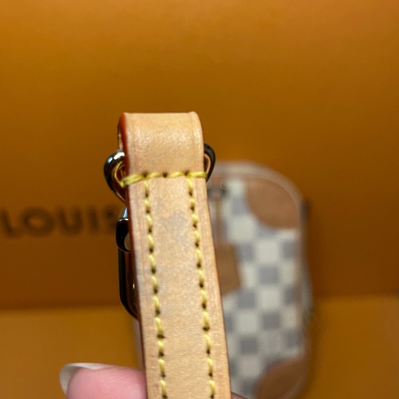 Louis Vuitton Damier Azure NeoKapi - Picture 15 of 16